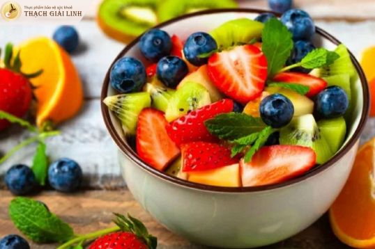 Bổ sung trái cây tươi và rau xanh vào thực đơn cho người bệnh gout
