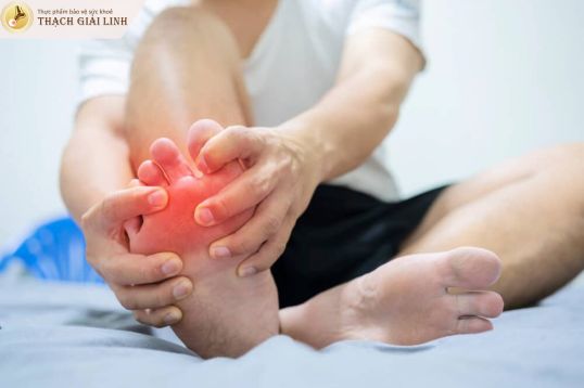 Vì sao triệu chứng gout ở nam phổ biến hơn nữ?