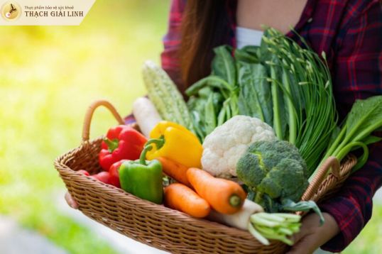 Tăng cường rau xanh, trái cây ngăn ngừa gout tái phát