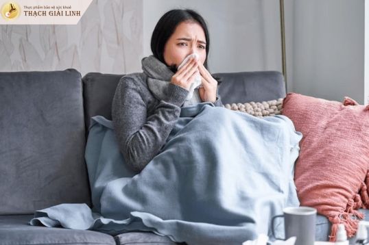 Mệt mỏi, sốt nhẹ trong đợt viêm cấp
